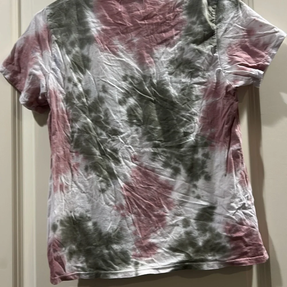 NWOT Simply Stitchd Tie-Dye T-Shirt cotton White, Pink, Olive teen girl size S